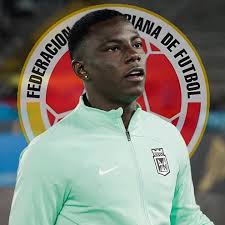 Si no me convocan a hora para la selección Colombia, lastimosamente me  tendré que nacionalizar Brasileño” Marino Hinestroza. 😂