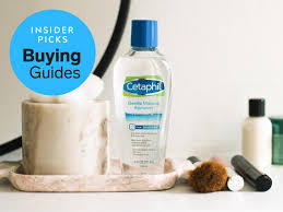 Rinse and follow with a toner or second cleanse. The Best Makeup Removers For Sensitive Skin In 2019