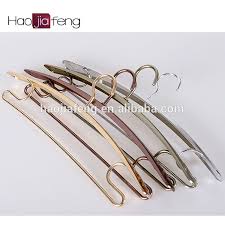 Rose copper gold finished bring a beautiful and elegant solution to your closet space, shuffle through your wardrobe to have a peaceful tone. Hjf Zc 2017 Rose Gold Metal Hanger Metal Clothes Bulk Wire Hangers Copper Wire Coat Hangers Www Factoryhjf Com Metal Hangers Wire Coat Hangers Clothes Hanger