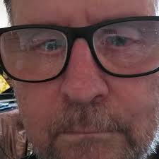 Barry Grady's Instagram, Twitter & Facebook