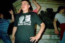 Srbija zabranila prodaju majica sa natpisima koje veličaju masakre u srebrenici. Ø§Ù„Ø¸Ù„Ø§Ù… Ø§Ù„Ø­Ø³Ø§Ø¨ Ù…ØªØ£Ù…Ù„ Majica Ratko Mladic Gite 64 Com