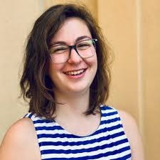 Donna Messenger's Instagram, Twitter & Facebook