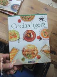 Aunque no seas un experto en la cocina, cocinar sano es posible sin gastar demasiado. Libro Cocina Sana Cocina Ligera Ed Todolibro E Comprar Libros De Cocina Y Gastronomia En Todocoleccion 139336010