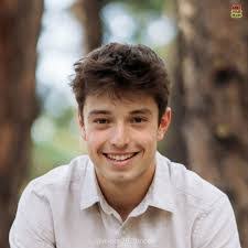 Matthew Kotowski's Instagram, Twitter & Facebook