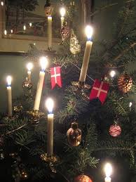 Virtual Topics Prof Boerner S Explorations Christmas Tree Candle Clips Victorian Christmas Tree Photo Christmas Tree
