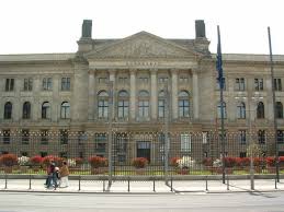 Bei den mitgliedern im vermittlungsausschuss handelt es sich um abgeordnete des deutschen bundestages und um mitglieder des bundesrates, denn beide organe . Bundesrat Allgemein Medienwerkstatt Wissen C 2006 2021 Medienwerkstatt