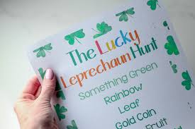 Kids will love to follow the clues to find the leprechaun's pot of gold! St Patrick S Day Leprechaun Scavenger Hunt Free Printable The Taylor House