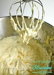 La Creme Mousseline Facile Creme Mousseline Facile Recette Creme Patissiere Creme Pour Gateau