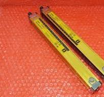 Omron F3SN-A0279P14-D & F3SN-A0279P14-L Safety Light Curtain Type 4
