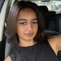 100+ perfiles de «Angelucci»