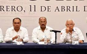 René juárez cisneros, nació el 8 de junio de 1956 en acapulco, guerrero y desde joven destacó al graduarse en la licenciatura en economía por la universidad autónoma de guerrero. Chevgl75v5xv9m