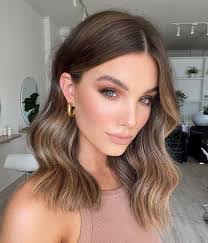 Karen Devora's Instagram, Twitter & Facebook