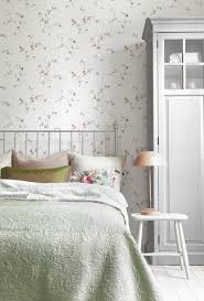 You have the ideas of vast to create the bedroom good by painting the white, grey, and silver color to the wall. Wallpaper Decorating Ideas The Bedroom Town Country Living