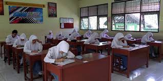 Berikut ini soal latihan un unbk usbn sma yang bersumber dari soal ucun sma dki jakarta mata pelajaran matematika program studi (prodi) bahasa. Soal Dan Pembahasan Un Sma 2015 Tugas Kuliahku