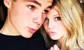 Hot emo boys cute teenage boys cute boy quotes hall wallpaper bryce hall boy celebrities body photography matthew gray gubler fine boys. Loren Beech Breaks Up With Boyfriend Joey Kisluk Superfame