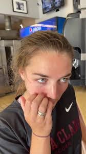 Alyse Hicks's Instagram, Twitter & Facebook