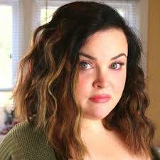 Jessica Bergren's Instagram, Twitter & Facebook