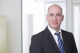 Herzliche grüsse, ihre migros bank. Sharon Bandello Zahlungsverkehr Migros Bank Banque Migros Banca Migros Linkedin
