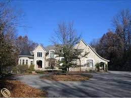 2541 Plum Creek Court Oakland Township Mi Real Estate New England Cottage Real Estate Buying