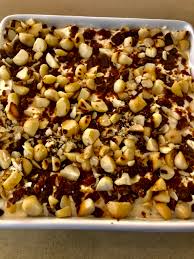 Onions, garlic, shallots, and scallions can cause damage to your cat's red blood cells and lead to anemia. Recipes Black Rice Pudding With Jaggery And Toasted Nuts