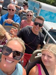 Happy Fathers Day to my Jonathan Griffith! These little girls are so lucky  to have YOU as their dad! We 🩷 you so much!