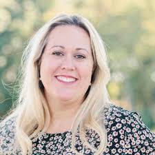 Teresa Peele's Instagram, Twitter & Facebook