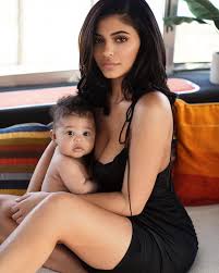 Kylie went for a very relaxed. How To Win At Life Like Kylie Jenner Career Girl Daily