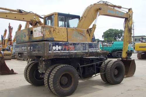 Komatsu PW100-3 Excavator