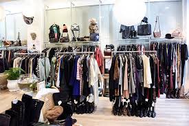 Dont une boutique entièrement dédiée à chanel et hermès ! Depot Vente Les Meilleures Adresses De Paris