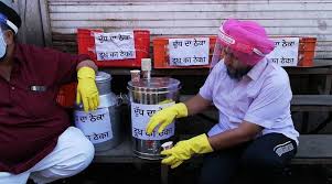 In Ludhiana Outside Liquor Vends Duddh De Thekey India News The Indian Express
