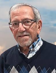 Benjamin Carl's Instagram, Twitter & Facebook