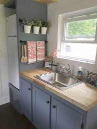 Cheap Decorating Ideas For Apartments Decorating An Old House On A Budget Ho Small Apartment Kitchen Apartment Decorating On A Budget Kitchen Remodel Small