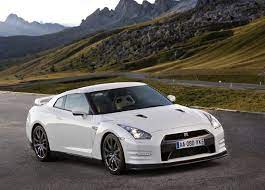 Maybe you would like to learn more about one of these? Buying A Nissan Gt R Classic Skyline Vs Used Modern R35