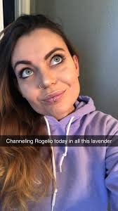 ROGELIO DE LA VEGA! I should have been writing lo these many days, but  instead I'm guilty of falling into the Netflix Vortex of No Return. Did I  ever think I'd be