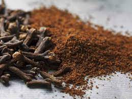 Good ones will float vertically, while older cloves will sink or float on their sides. How Much Ground Cloves Are In A Spoon Freefoodtips Com