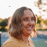 Bianca Dillard's Instagram, Twitter & Facebook