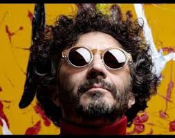 Por supuesto que me hice un 'falsificativo', a las 12 del día, y me voy a meter al estudio donde estaba grabando giros. Los 50 De Fito Paez Los Giros En La Vida Del Argentino Video Musica Entretenimiento Peru Com