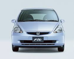 Mampu mencapai 7l bagi setiap 100km. Tahun 2001 Honda Jazz Diperkenal Di Jepun Model Ikonik Sampai Sekarang