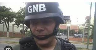 Nestor Botello (@NestorBotello)