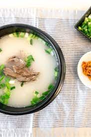Seolleongtang Korean Milky Beef Bone Soup Chopsticks And Flour Recipe Korean Beef Soup Recipe Beef Bones Korean Beef Soup
