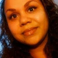 Julie Mahan's Instagram, Twitter & Facebook