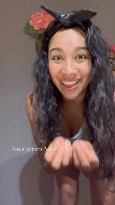 Momentos cómodos, grupo de mujeres, conversación libre, abrazos y Adicional  tejer el Bolso que la está rompiendo o lo nuevo en Alfombra…, Súmate ,  Reserva tu cupo, Conozcámonos , Te abrazo!, MonaDiaz