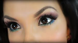 dark brown eyes pop with makeup