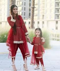 Mother daughter matching dresses fall winter vintage velvet midi gown photoshoot. 25 Coolest Matching Outfits For Pakistani Mother Daughter