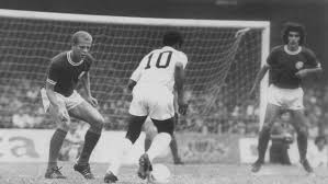 Sigue las mejores acciones del partido entre palmeiras y santos por el boleto al mundial de clubes a través de la afición. Vif7spsqihz4vm