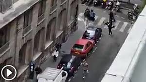 Todas las noticias sobre atentados terroristas publicadas en el país. Video Del Atentado Terrorista En Paris De Hoy Un Muerto Y 8 Heridos Tras Un Ataque Con Cuchillo Francia