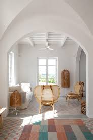 Es Bec D Aguila Villa A Louer A Minorque Les Bons Details En 2020 Decor Rustique Moderne Villa A Louer Architecte Interieur
