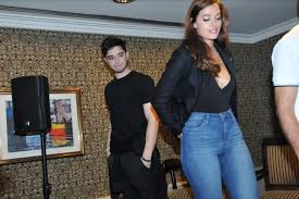 Dos personas de mundos diferentes que se juntan para vivir el amor ♡ creada el 31/05/2014. Oriana Sabatini Y Julian Serrano Volvieron A Mostrarse Juntos En Publico Despues De Terminar Su Noviazgo Infobae