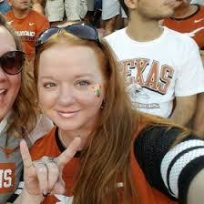 Traci Mahan's Instagram, Twitter & Facebook