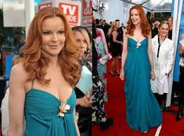 Flattering Color For Redheads Tentgirl Red Hair Red Hair Makeup Red Hair Outfits